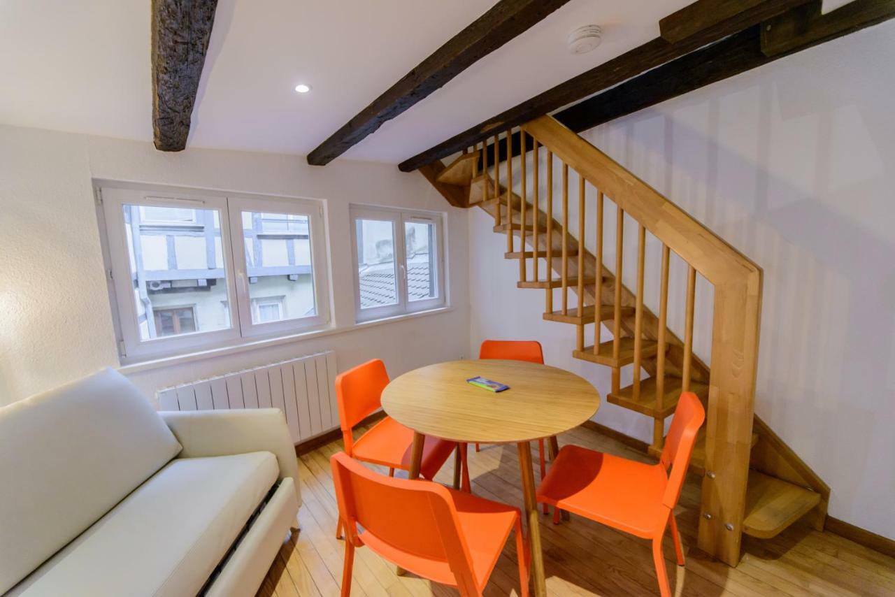 Cosy & Quiet Flat In Historical Lively Center Of Appartement *